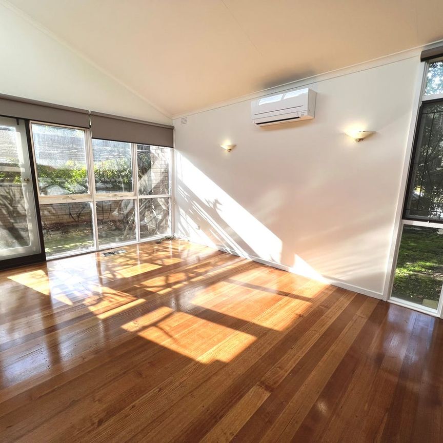 Best location - Photo 1