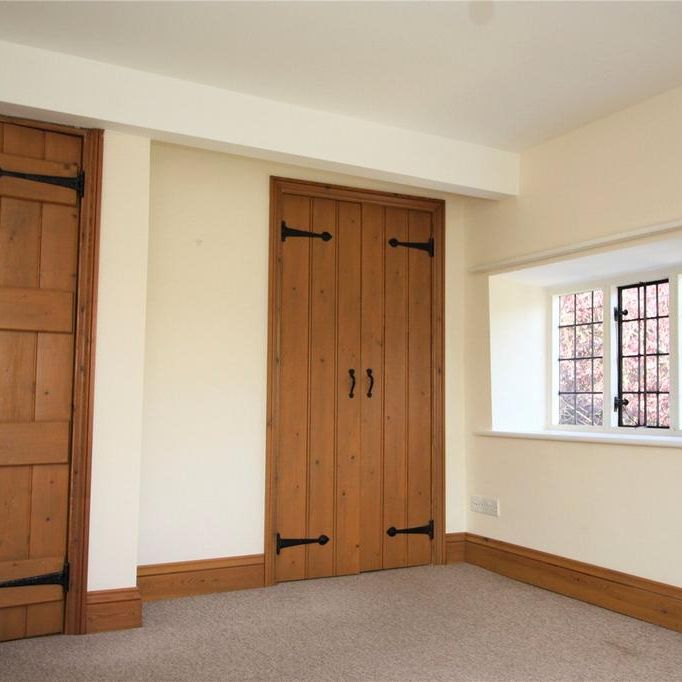 2 bedroom terraced house to rent - Photo 1