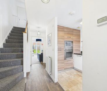 2 bedroom terraced house to rent - Photo 2