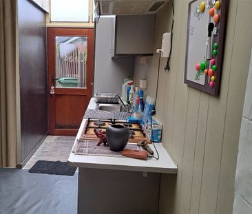 Bescheiden woning met 2 slaapkamers en tuin - Foto 3
