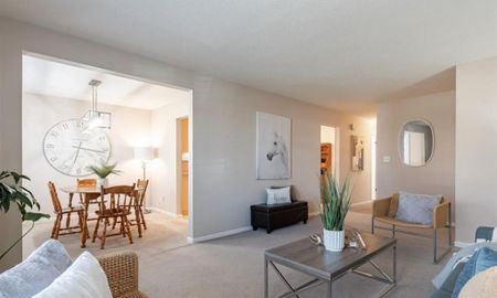 For Lease - 50 Cedardale Avenue Unit# Upper unit, St. Catharines, Ontario - Photo 2