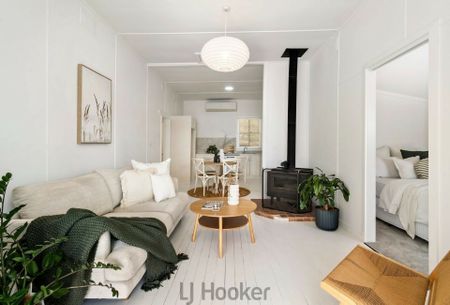 Waterfront Living in Sought-After Eleebana - Photo 2