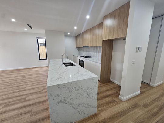 Stunning Family Home - Photo 1