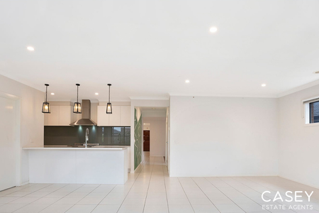 20 Elkedra Way, Cranbourne North - Photo 4