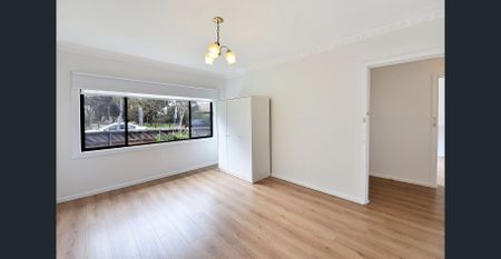 Spacious Home with Large Yard! - Photo 5