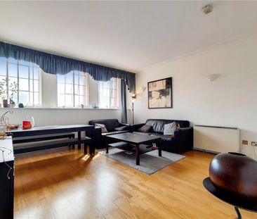 City Road, London, EC1V 2NR - Photo 1