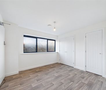 Hawkins Road, Colchester, Essex, CO2 8JY - Photo 4