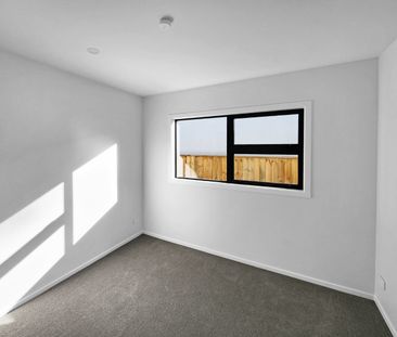 Wainui Living - Photo 2