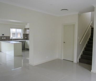 Modern and Low-Maintenance - Photo 2