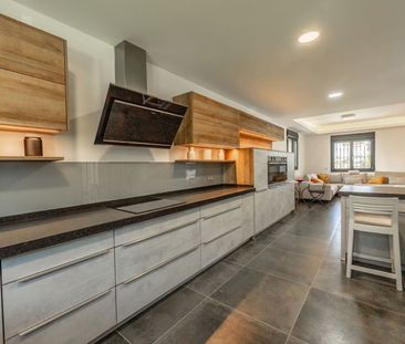 Detached Villa in Nueva Andalucía - Photo 3