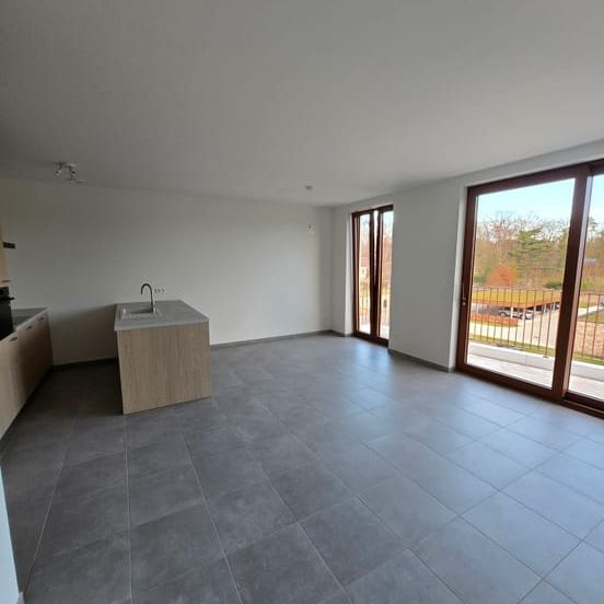 Appartement te huur - Photo 1