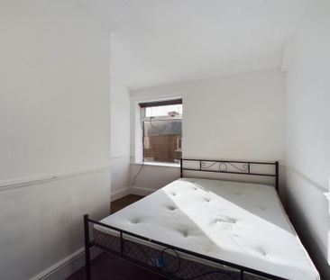 3 bedroom property to rent - Photo 3