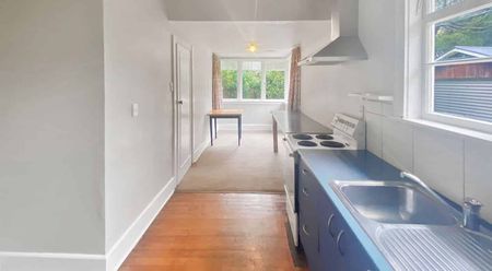 Tidy Home in Fendalton - Photo 4