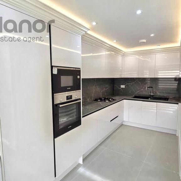 3 bedroom bungalow to rent - Photo 1