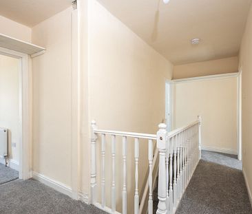 4 bedroom Terraced House to rent - Photo 1