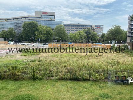 Bramfeld bei OTTO - Hochhaus im 1.OG - Neu renoviertes 1-Zimmer-Apartement mit Balkon - ab sofort - Photo 2