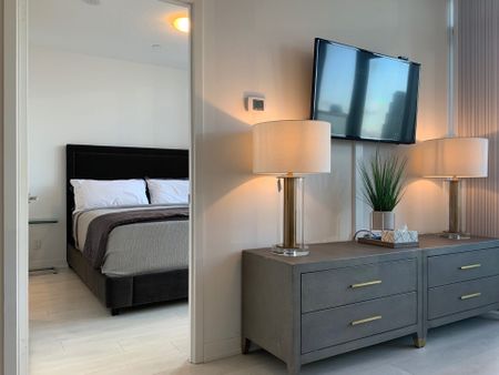 For Lease - 100 Harbour Street Unit# 4903, Toronto, Ontario - Photo 2