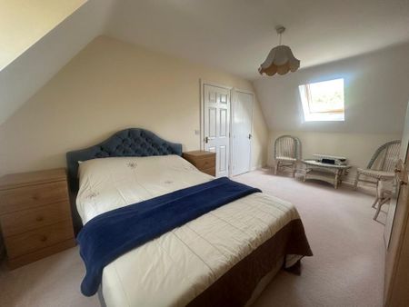 5 bedroom detached house to rent - Photo 3