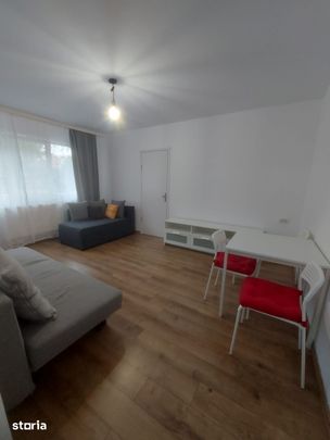 Inchiriere apartament 2 camere, zona micro 5 Targoviste - Fotografie 1