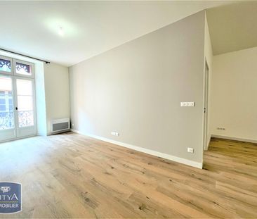 Location Appartement 2 pièces 61m² MONTAUBAN 82000 - Photo 2
