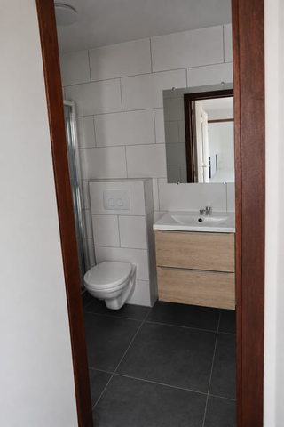 Appartement te huur - foto 4