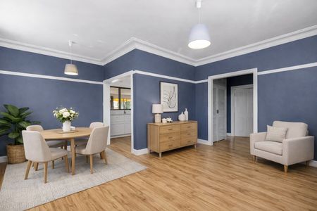 Spacious Family Living in a Prime Oak Park Location - Photo 3