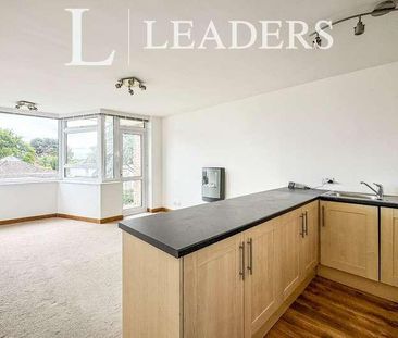 Sandford House, Mudeford Lane, Mudeford, Christchurch, BH23 - Photo 3