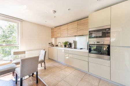 1 bedroom flat to rent - Photo 5