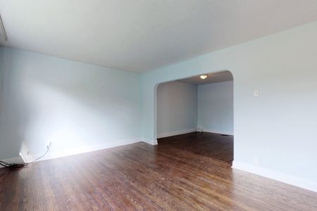 For Lease - 21 Pleasant Avenue, Toronto, Ontario - Photo 2