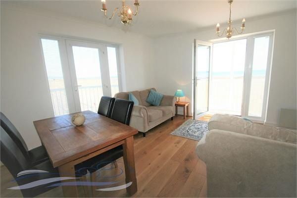 3 bedroom apartment to rent - Photo 1