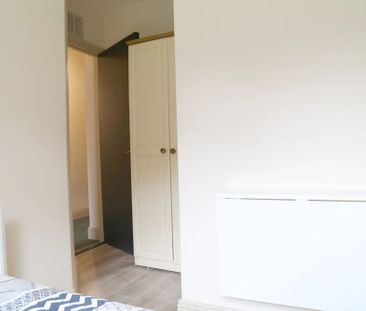 Royal Canal Terrace, Dublin - Photo 3