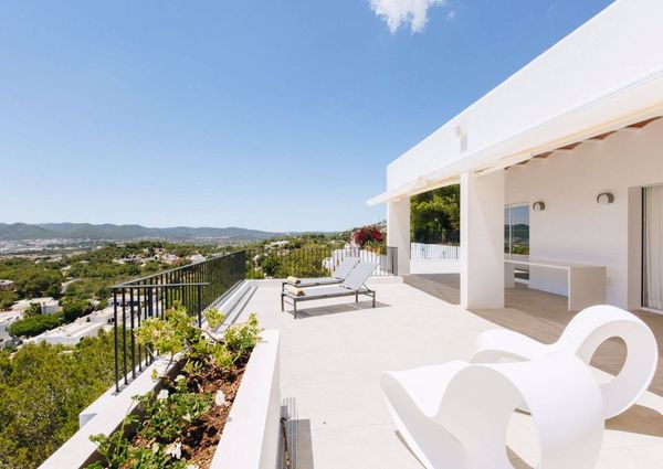5 bedroom luxury Villa for rent in Ibiza, Spain