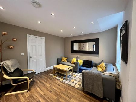 6 bedroom maisonette to rent - Photo 2