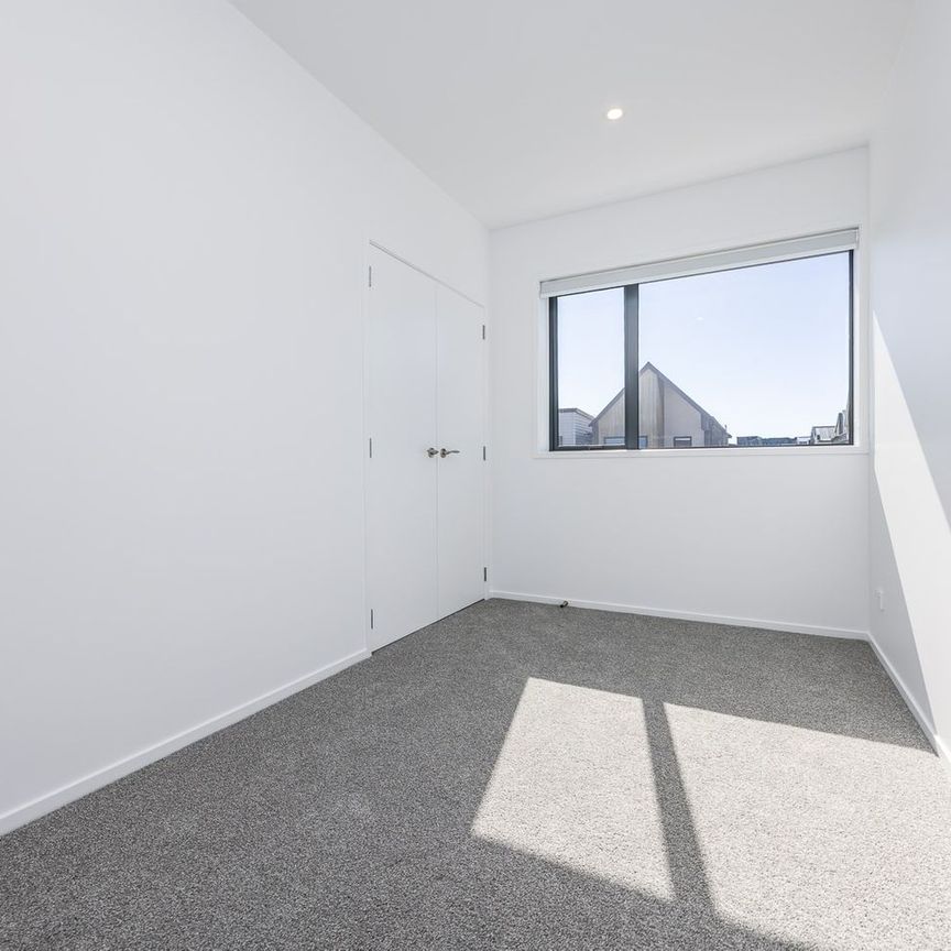 104/24 Peihana Road Hobsonville - Photo 1