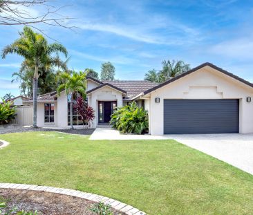 Resort style spacious 4-Bedroom ducted cooling air Family Home with... - Photo 6