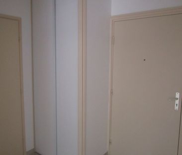Location Appartement 2 pièces 41m² VALENCE 26000 - Photo 2