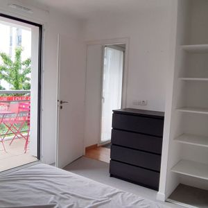 Location Appartement 2 pièces Meublé 42m² ISSY LES MOULINEAUX 92130 - Photo 2