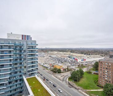 9471 Yonge St #LPH01 - Photo 6