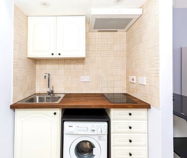 Studio Flat, Fellows Road, NW3 - Photo 5