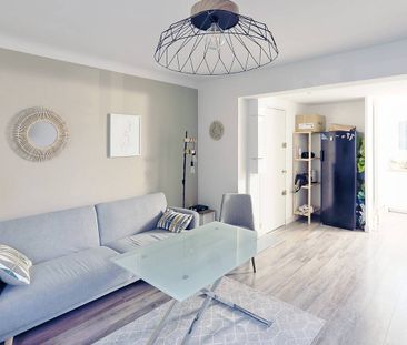 Colocation flambant neuve au pied du tram 3 et C20 - Photo 1