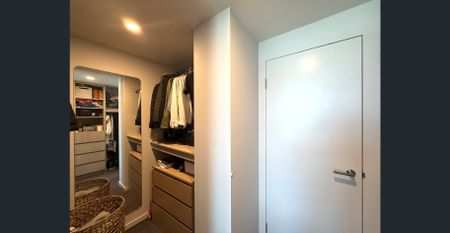 Elegant Water-View One-Bedroom Home in South Perth’s Landmark Civic Heart - Photo 2