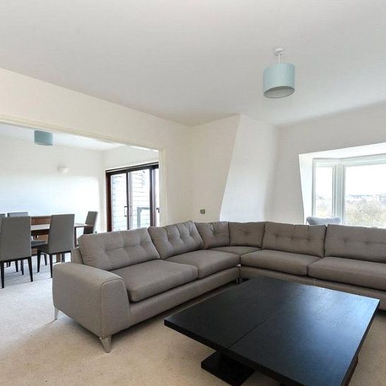 Strathmore Court, St John’s Wood - Photo 1