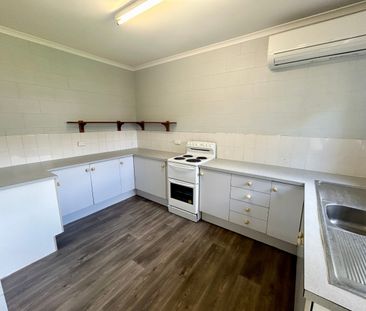 FAMILY HOME IN BRINSMEAD - Photo 5