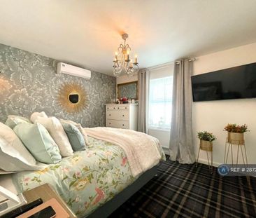 3 bedroom detached house to rent - Photo 1