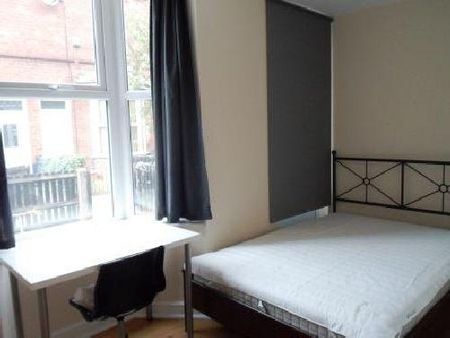 4 bedroom house to rent - Photo 2