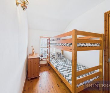 3 bedroom mews to rent - Photo 2