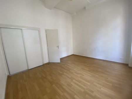 APPARTEMENT T4 A LOUER LYON 1ER ARRONDISSEMENT Annonciade-Saint-Benoit - Photo 3