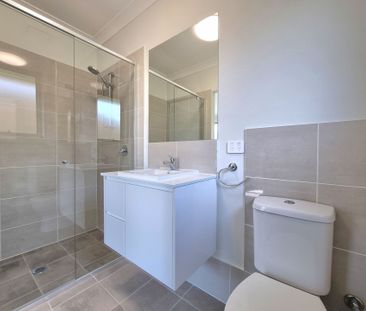 *ONE WEEK FREE RENT FOR MOVE IN BEFORE 31/10/2025* BRAND NEW Family... - Photo 6