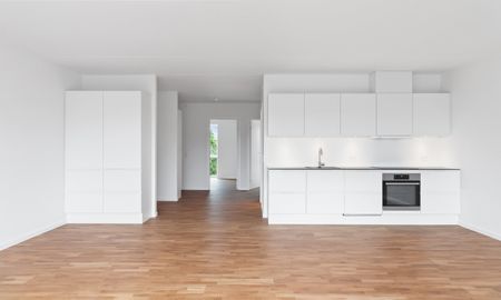 Lys, stor 2-værelses lejlighed med stor altan i et moderne byggeri - Foto 4