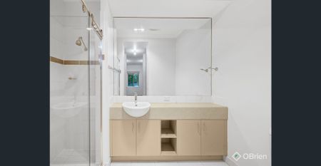 Great Location | Recently Refreshed | Zoned Refrigerated Cooling & Heating - Photo 5